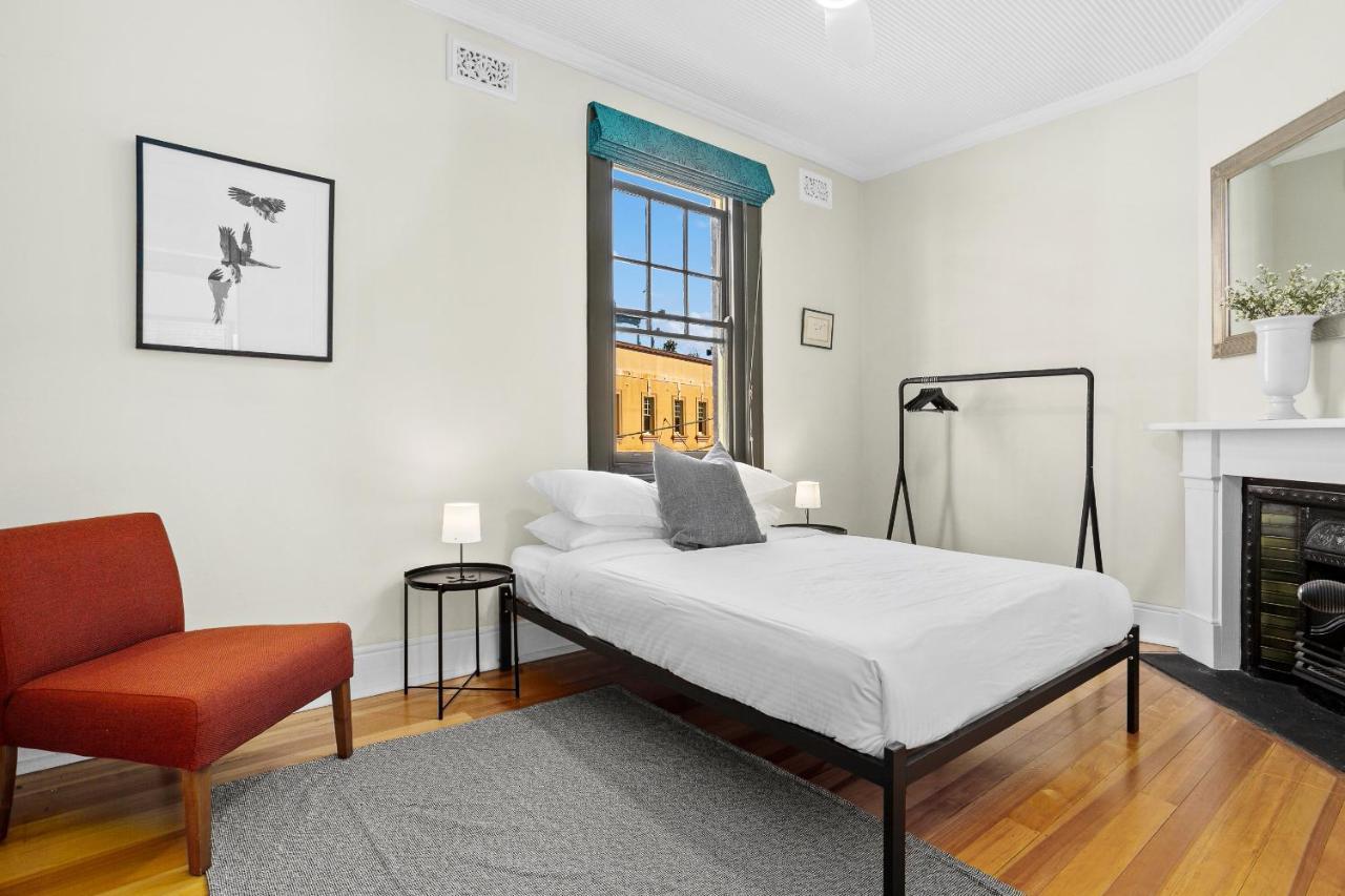 Discover The Rocks - Historical Terrace House Sydney Eksteriør bilde